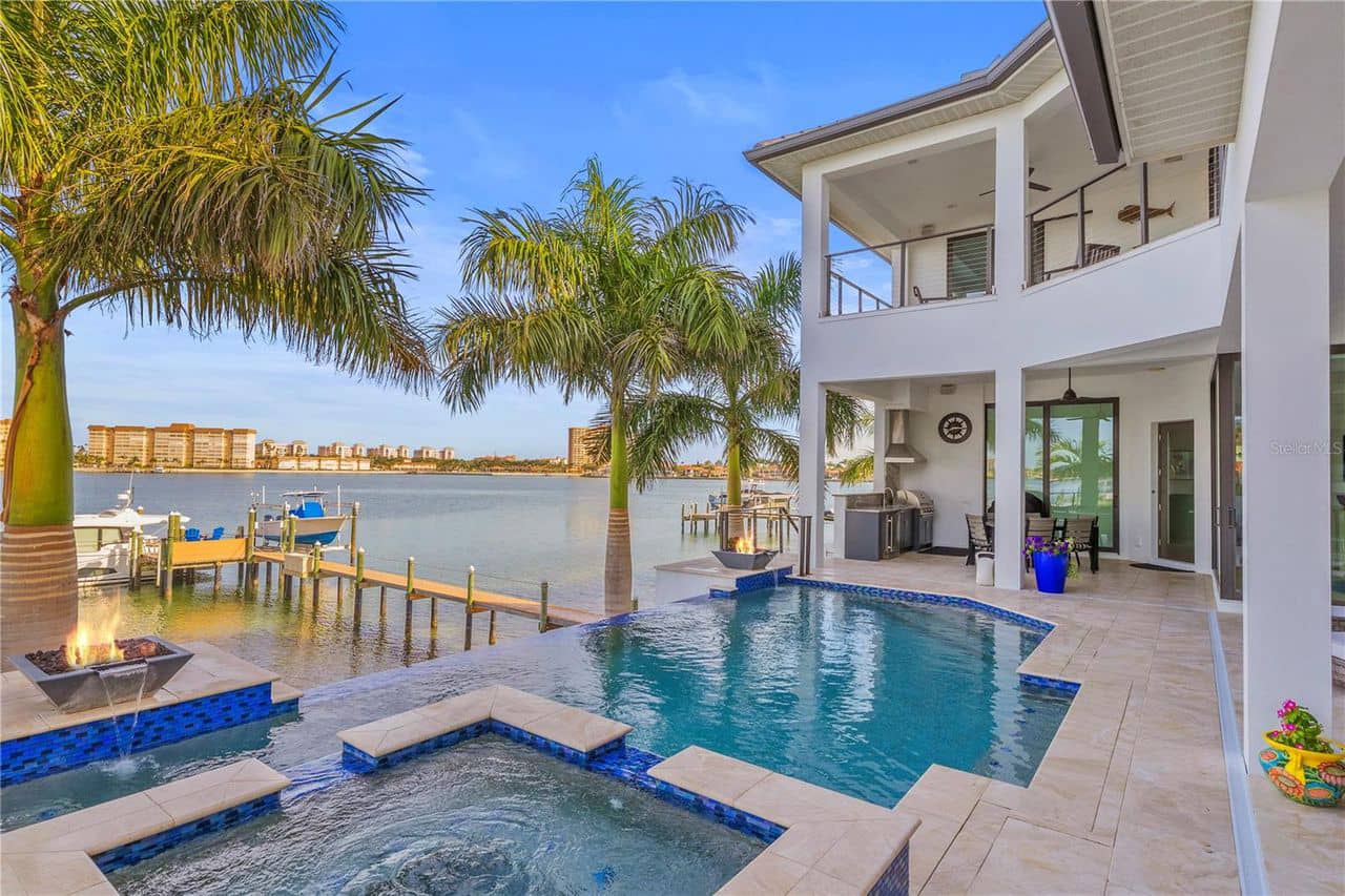 Bayway Isles