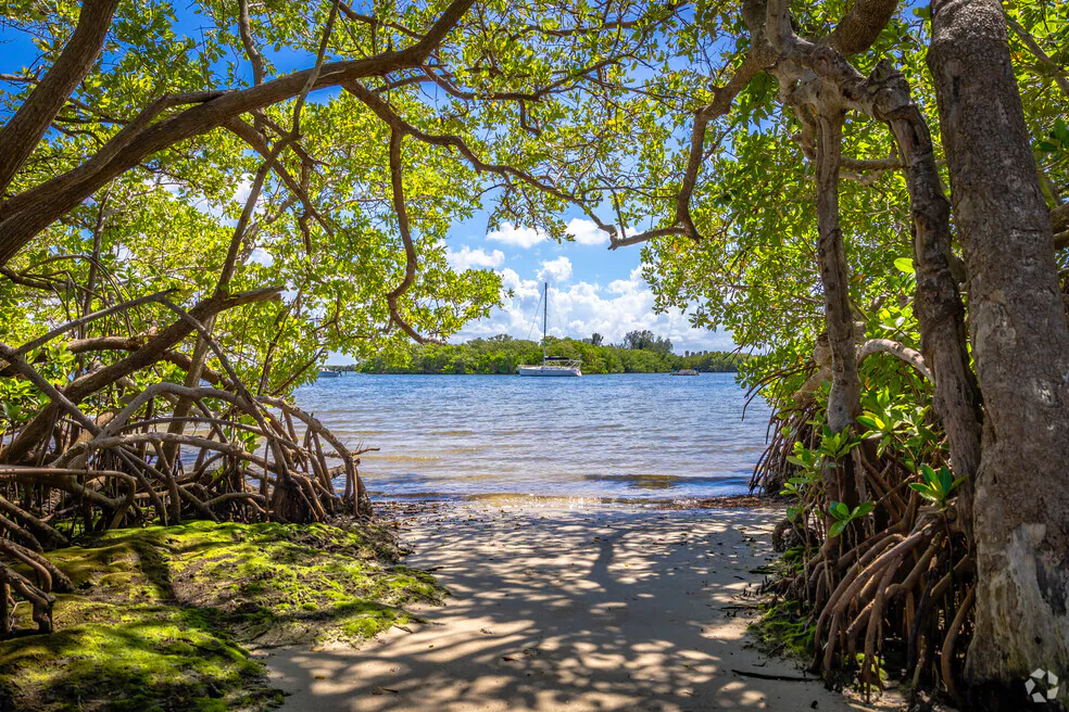 Placido Bayou